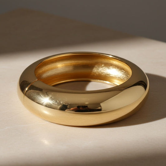 Bangle Smooth Gold Sculpted Shine Sleek Bracelet